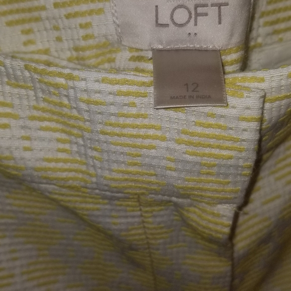 Loft Shorts - Picture 3 of 3